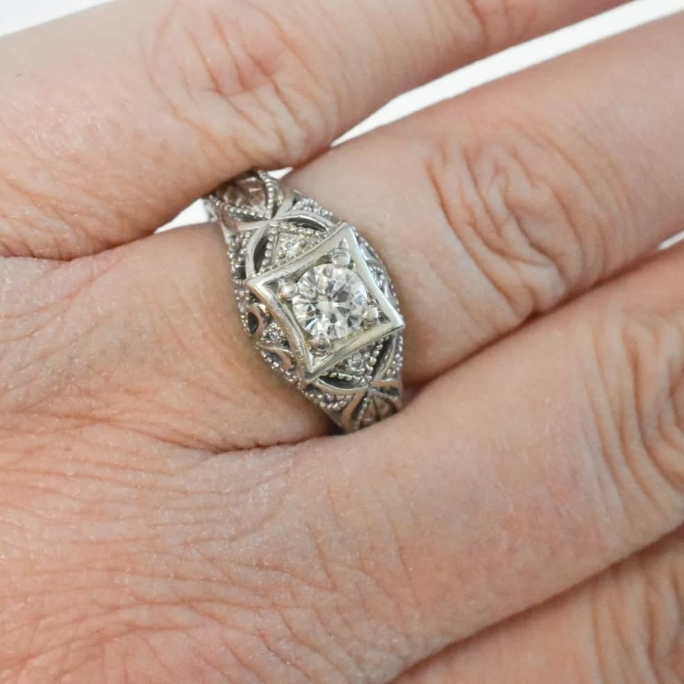 Cash 4 Gold B & T Metals carries so many different types of jewelry including gold rings with diamonds  in them. We carry antique rings, art deco rings, art nouveau and many other styels. 