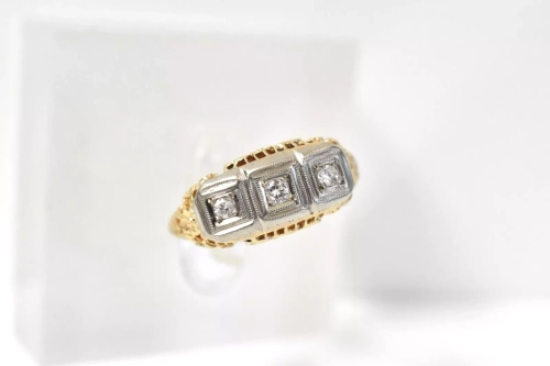 yellow gold diamond vintage ring