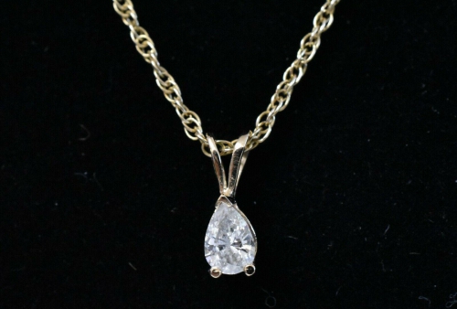 Yellow Gold Pear Shaped Diamond Necklace Estate